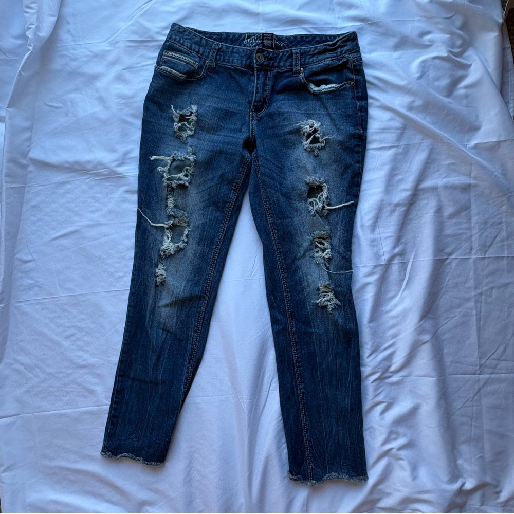 Ariya | Darkwash Distressed Straight Leg Blue Jeans Sz 11/12